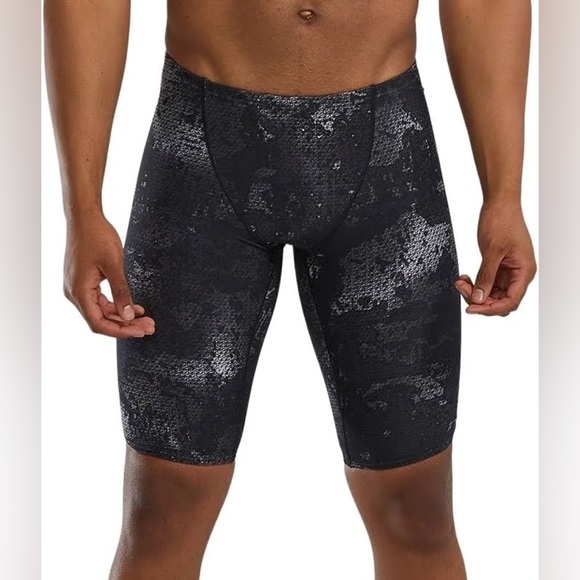 TYR Durafast Elite® Men's Jammer Swimsuit. NWT! - Picture 1 of 8